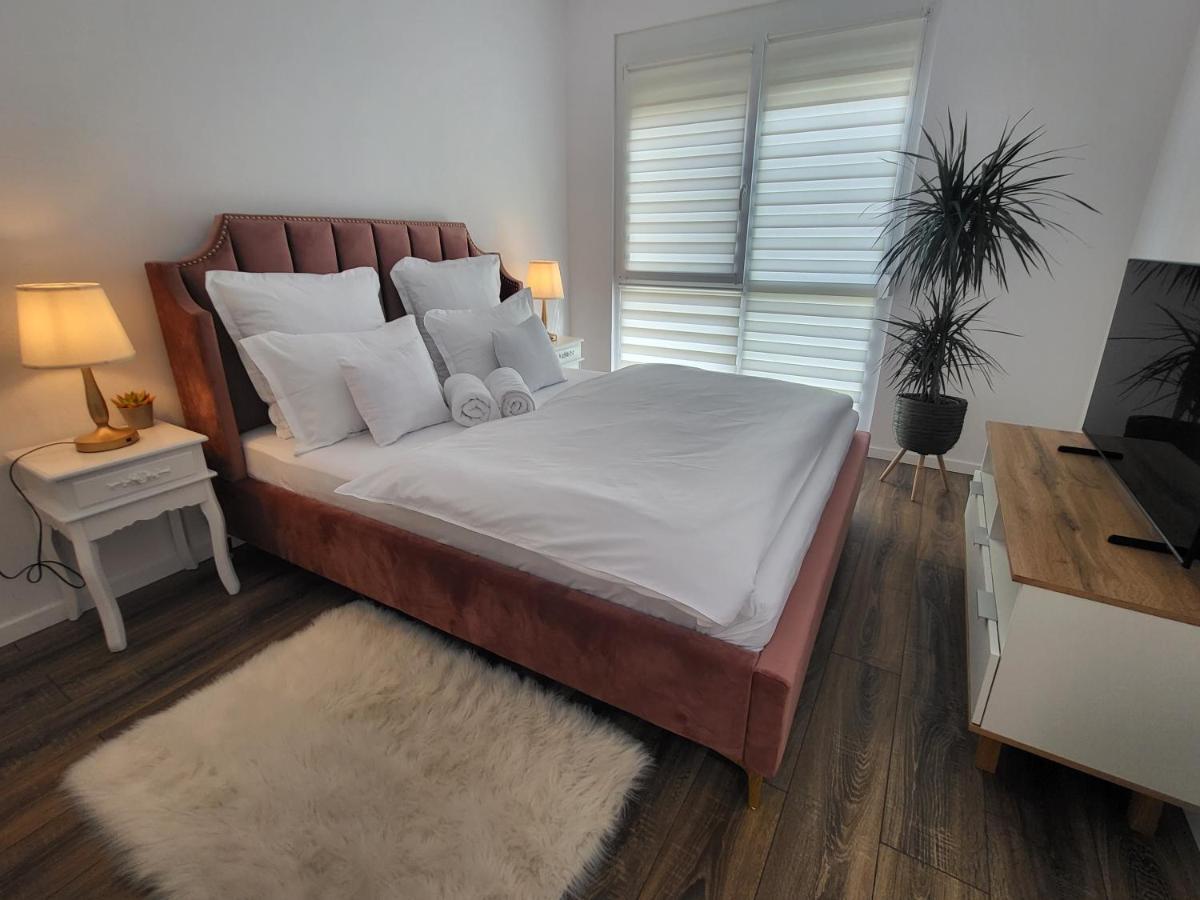 Sika Sunny Garden Apartment Арад Экстерьер фото
